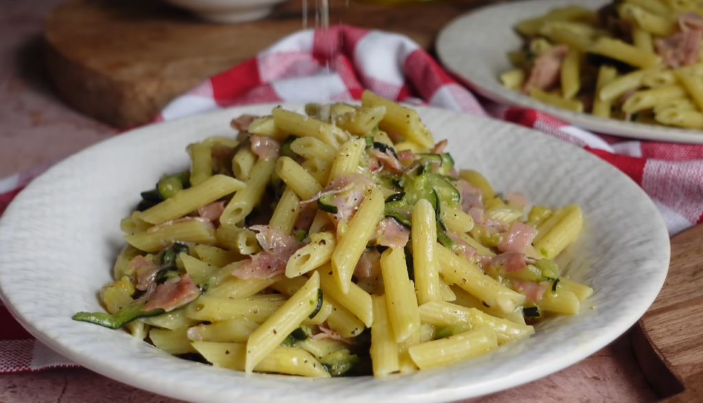 summer zucchini pasta